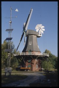 Holländermühle und Solaranlage